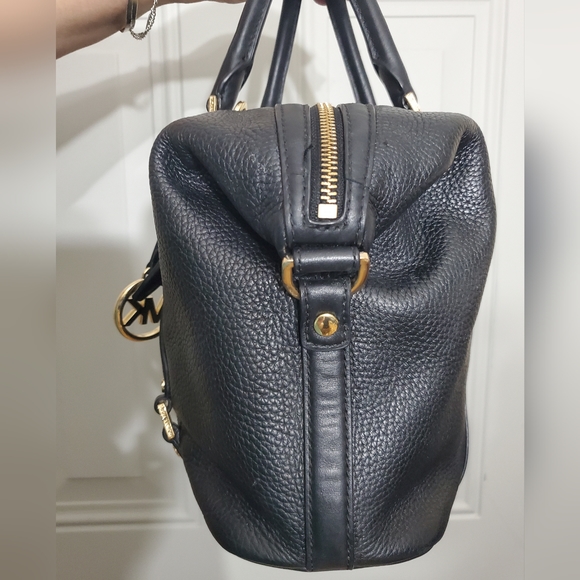 MICHAEL Kors BEDFORD LEGACY MEDIUM CONVERTIBLE SATCHEL - Picture 9 of 16